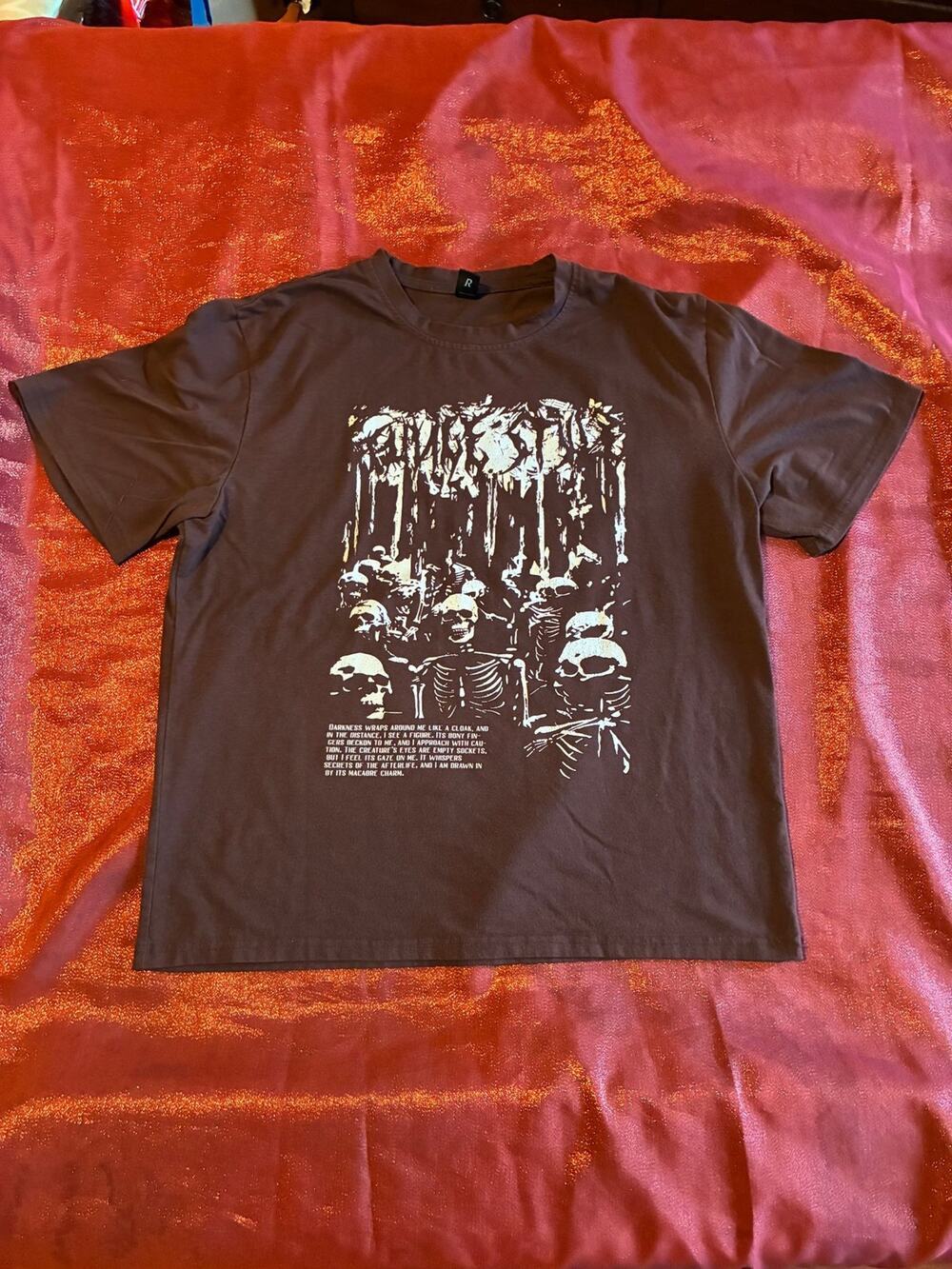 ROMWE T-Shirt Mens S Brown Graphic Skeleton Skulls Short Sleeve Crewneck Gothic